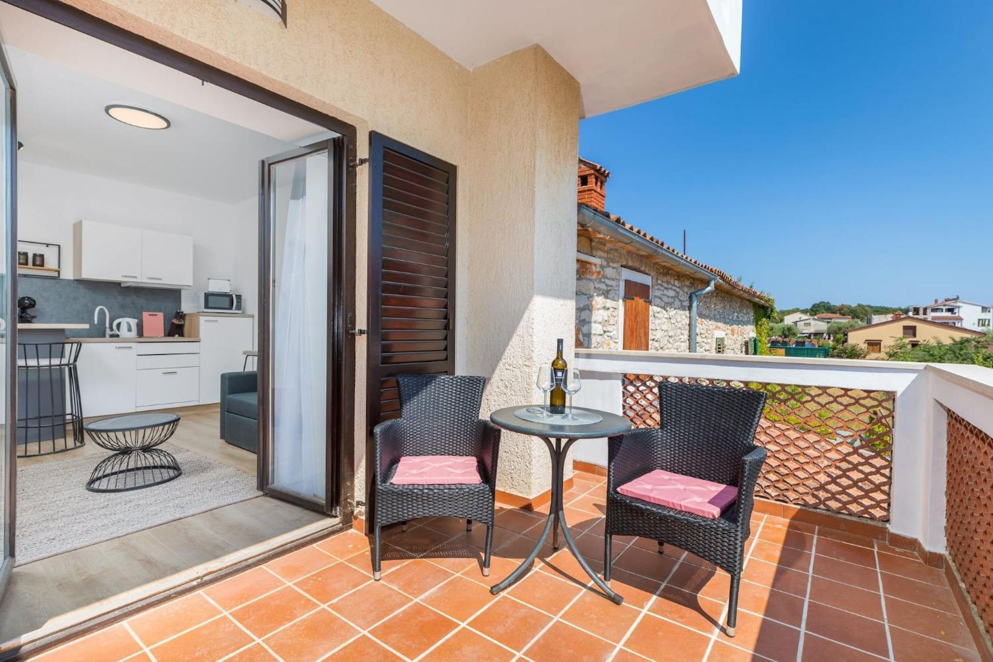 Marceta - Apartments & Rooms With Swimming Pool Fažana エクステリア 写真